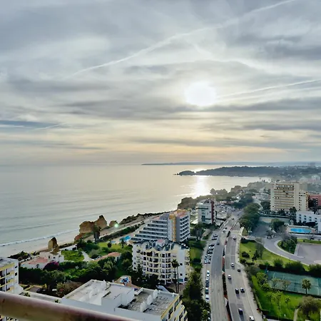 Turisticos Perola Da Rocha Apartment