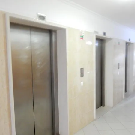 Turisticos Perola Da Rocha Портиман